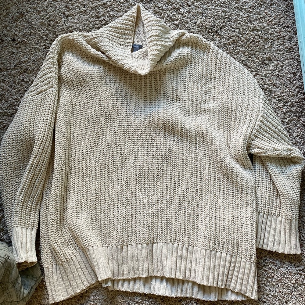 Aerie cream sweater L